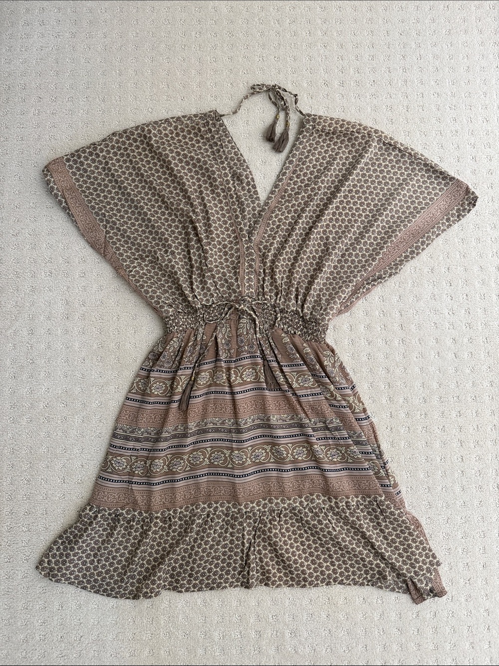 Boho Tie-Waist V-Neck Dress in Taupe